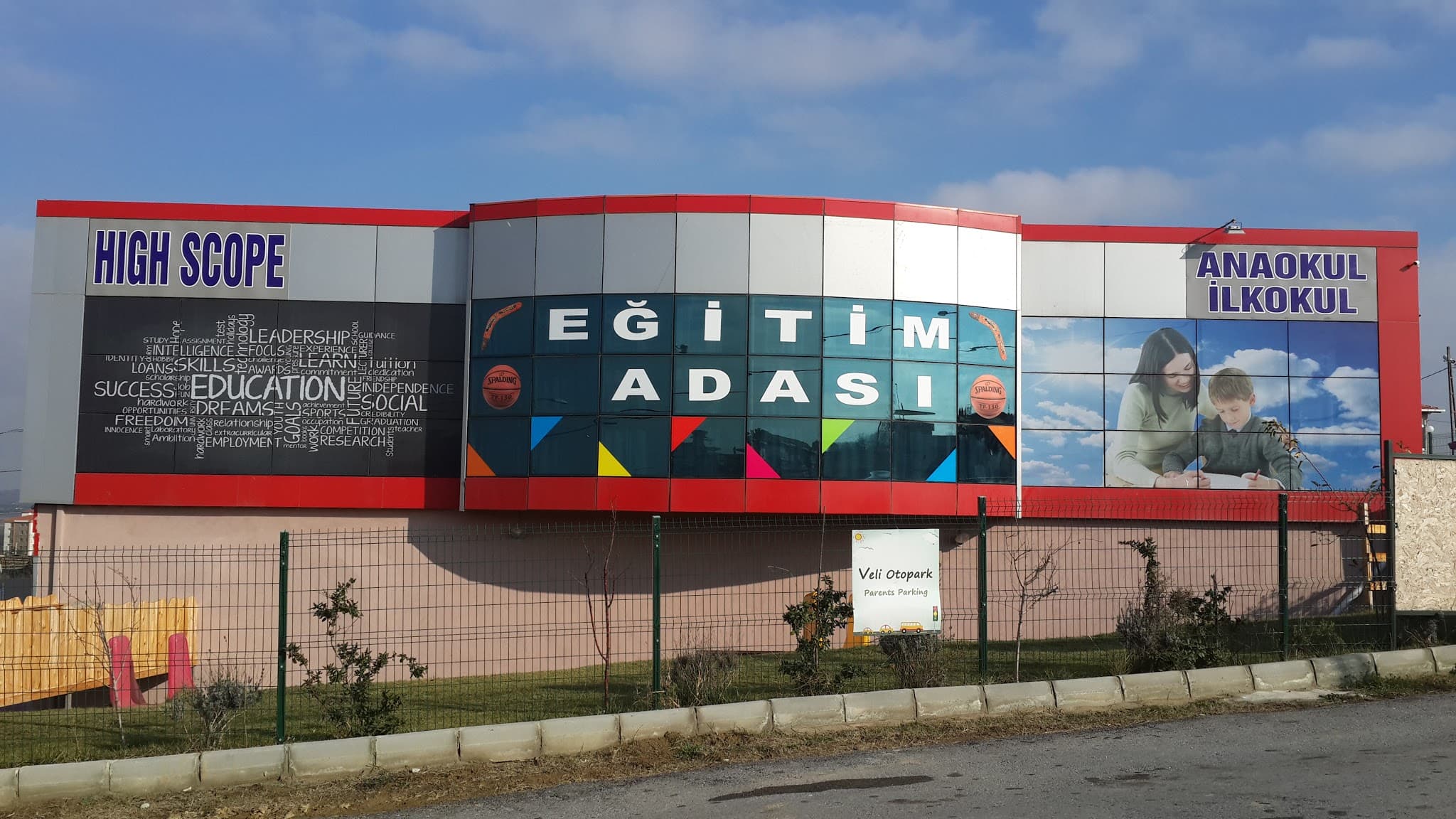 Eğitim Adası Anaokulu ve İlkokulu binası